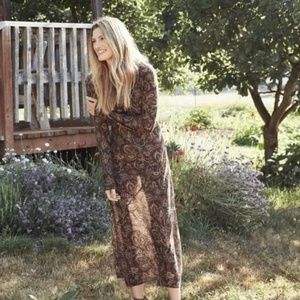 Doen Adarsha Anita Paisley dress